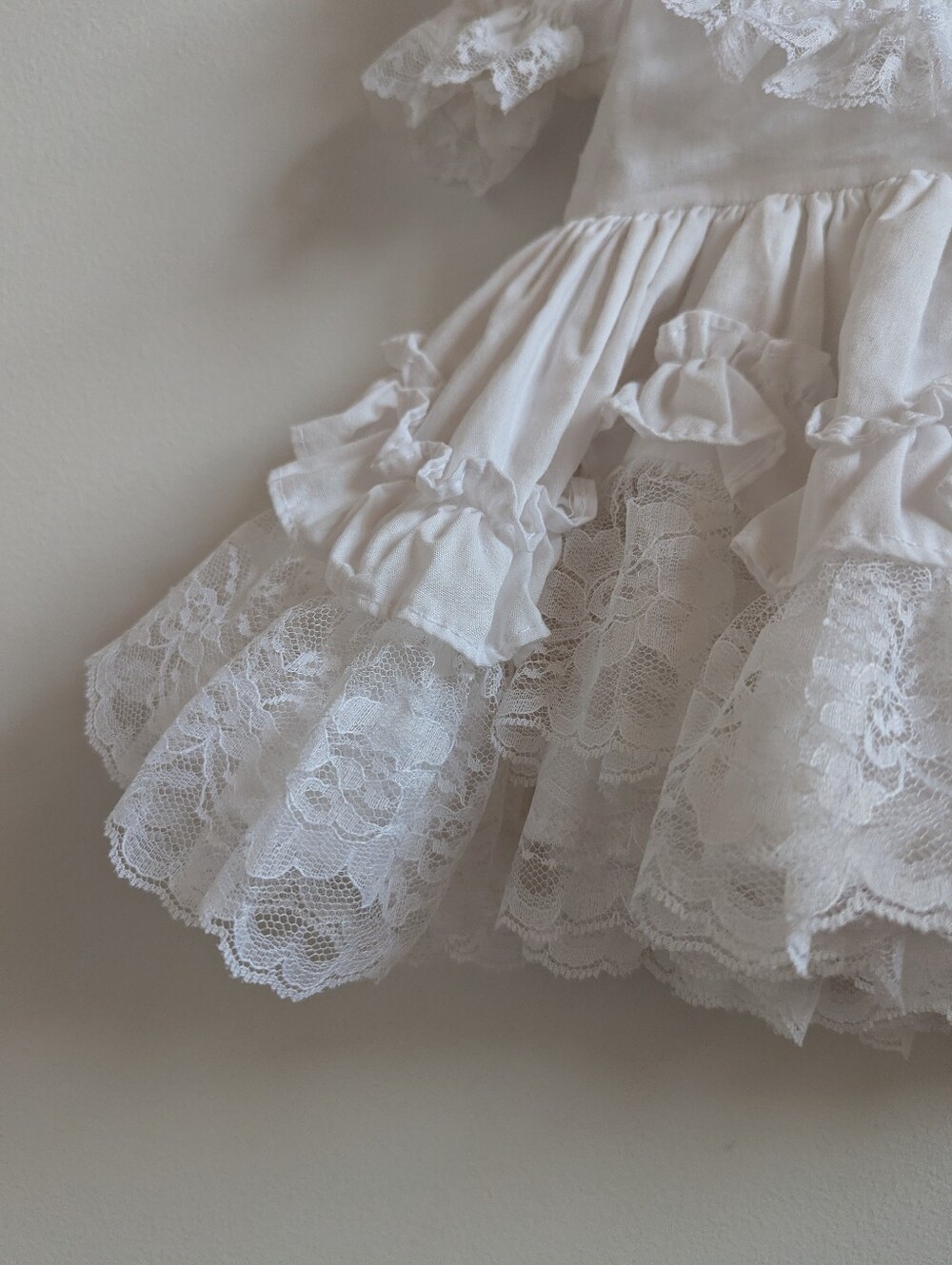 Vtg Lidl Dolly White 6-9m Southern Belle Dress Ruffles Frilly - Picture 3 of 6